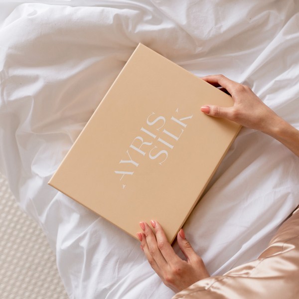 Топ шелковый  черный 7